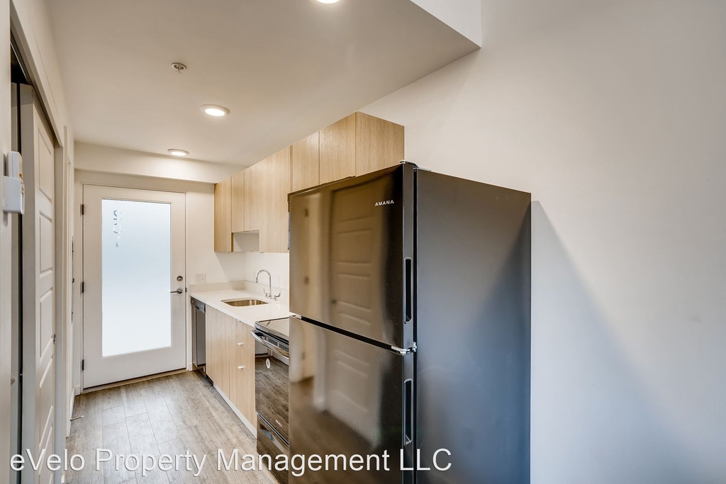 2898 N Fairfax Street - Photo 10