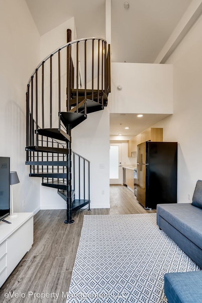 2898 N Fairfax Street - Photo 6