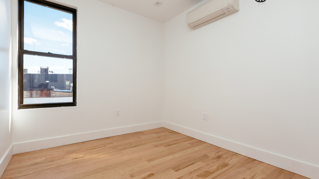 1020 Manhattan Ave #2B - Photo 12