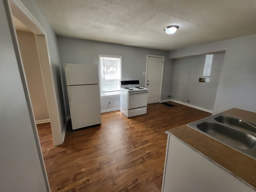 1706 Kildare Avenue - Photo 6