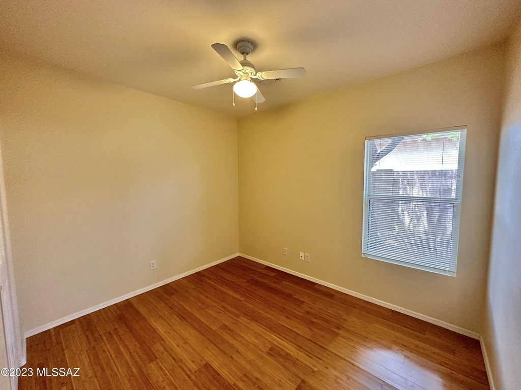 15188 N Triple Crown Place - Photo 27