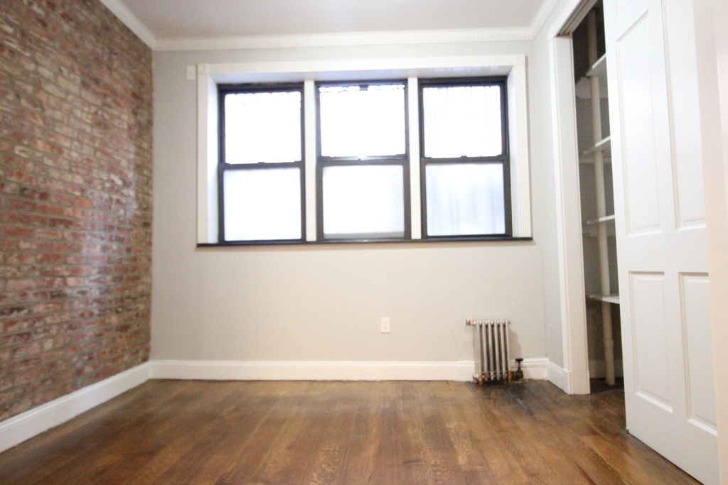 East 26th Street - Photo 2