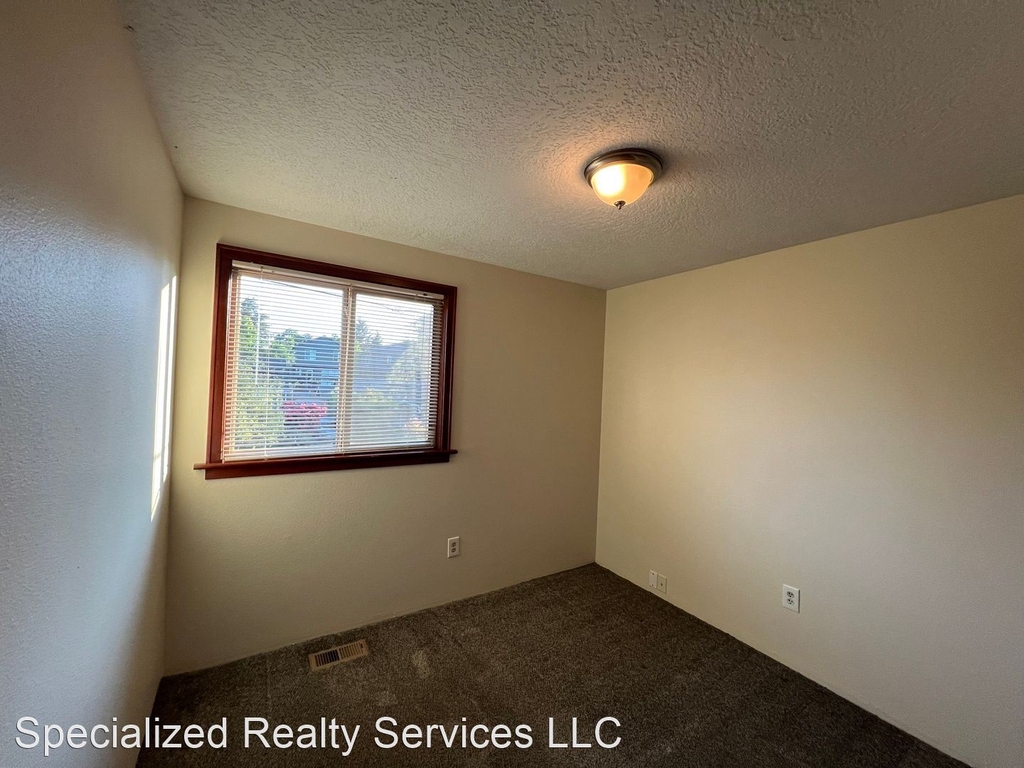 3128 Se Kelly St. - Photo 12