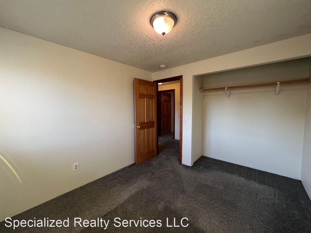 3128 Se Kelly St. - Photo 10