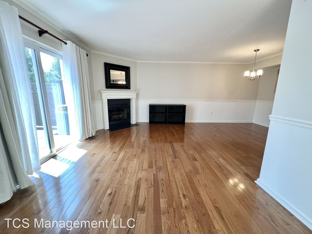 1701 Red Maple Grove - Photo 6