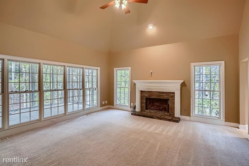 15390 Laurel Grove Dr Unit - Photo 4