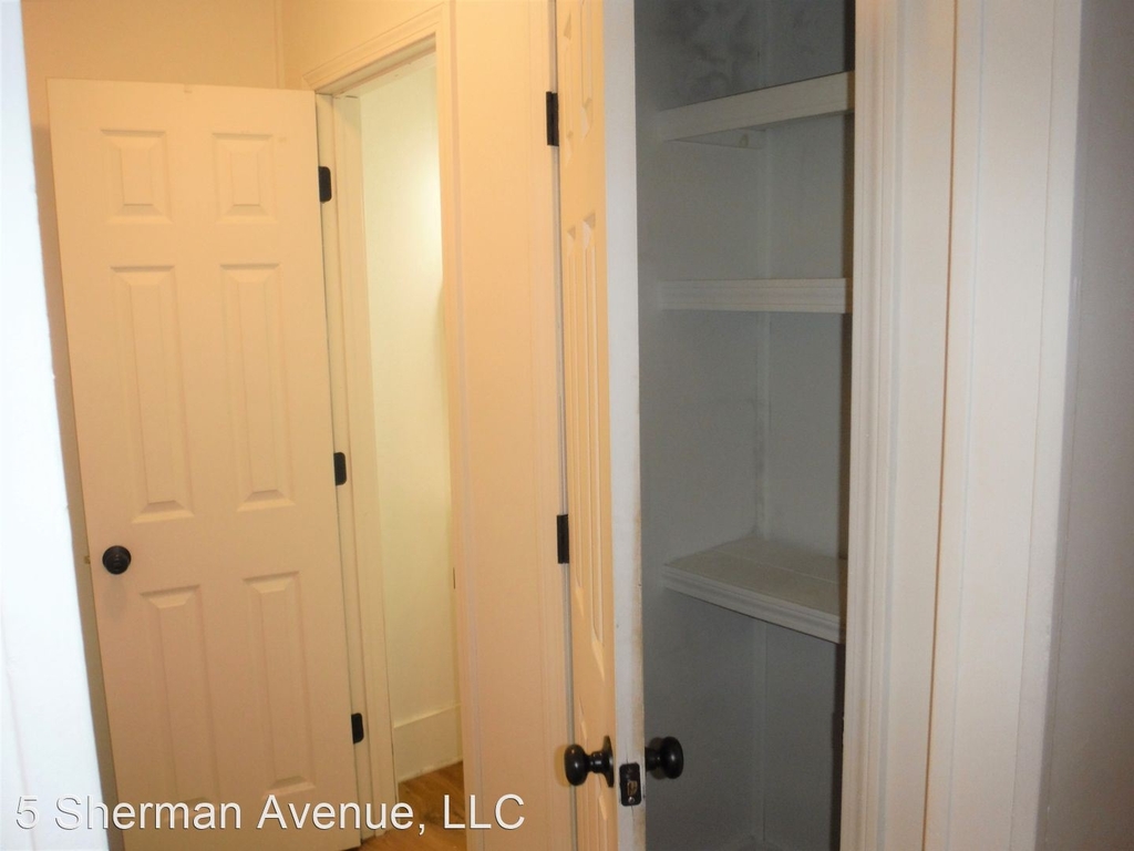 7 Sherman Avenue - Photo 11