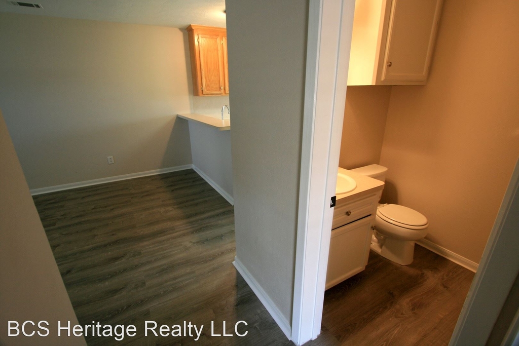 901 Camellia Unit B - Photo 7