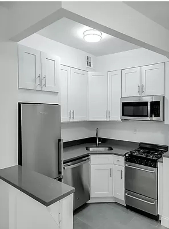 417 West 56th Street - Photo 2