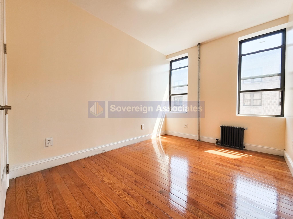 645 West 160th Street - Photo 7