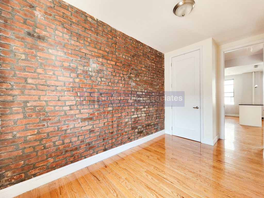 645 West 160th Street - Photo 6