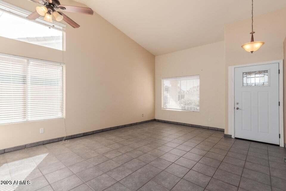 9950 W Mackenzie Drive - Photo 2