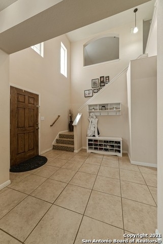 20819 Las Lomas Blvd - Photo 2