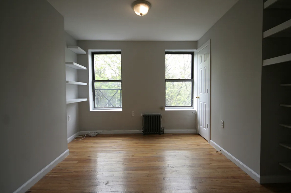 512 East 5th Street - Photo 3