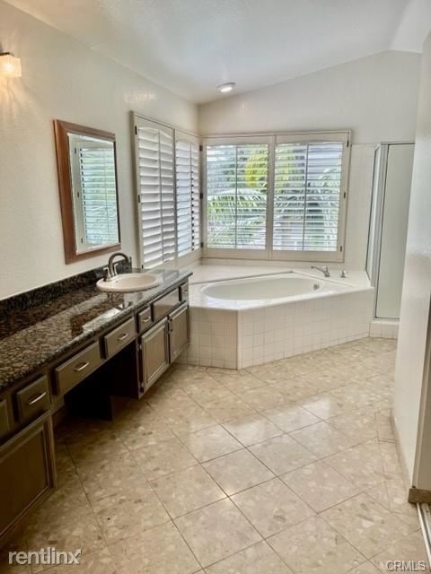 5490 Avenida Del Tren - Photo 3