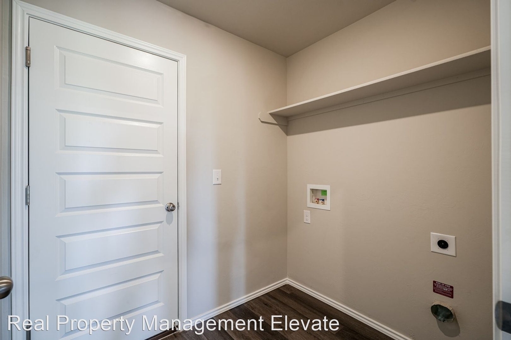 11628 Nw 95th Street - Photo 24