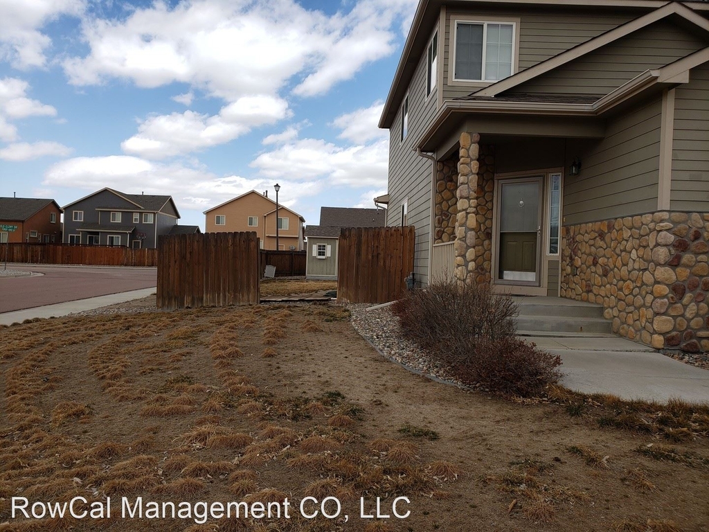 10404 Deer Meadow Circle - Photo 1