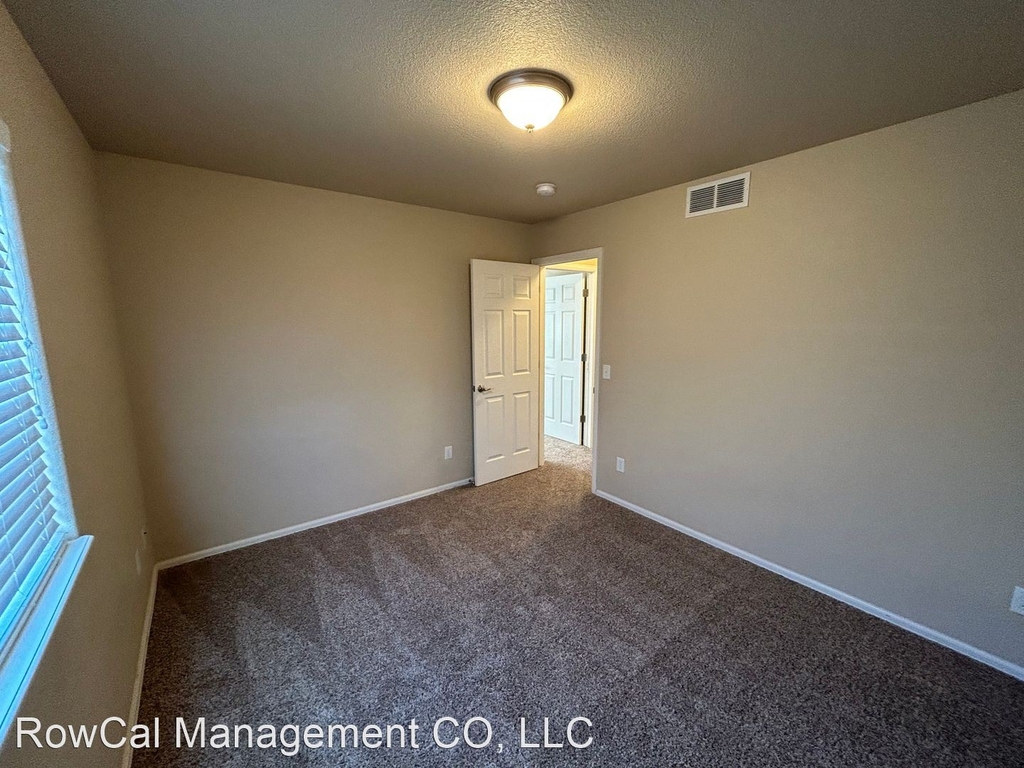 10404 Deer Meadow Circle - Photo 23