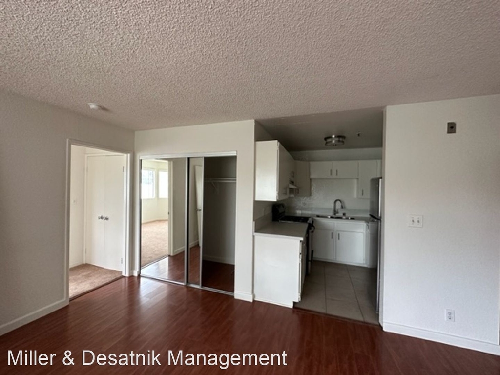 10323 Woodbine St. - Photo 0