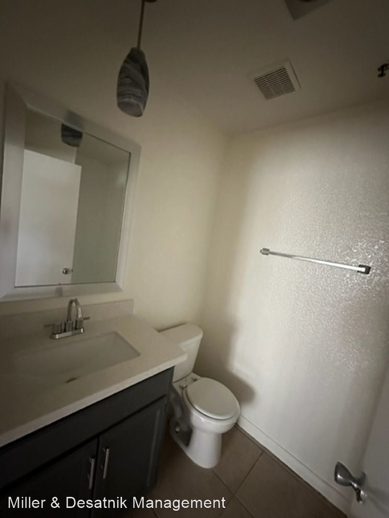10323 Woodbine St. - Photo 3