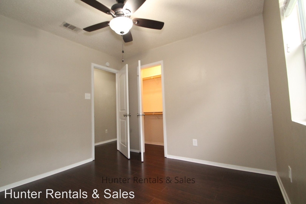 3005 Thoroughbred Dr - Photo 13