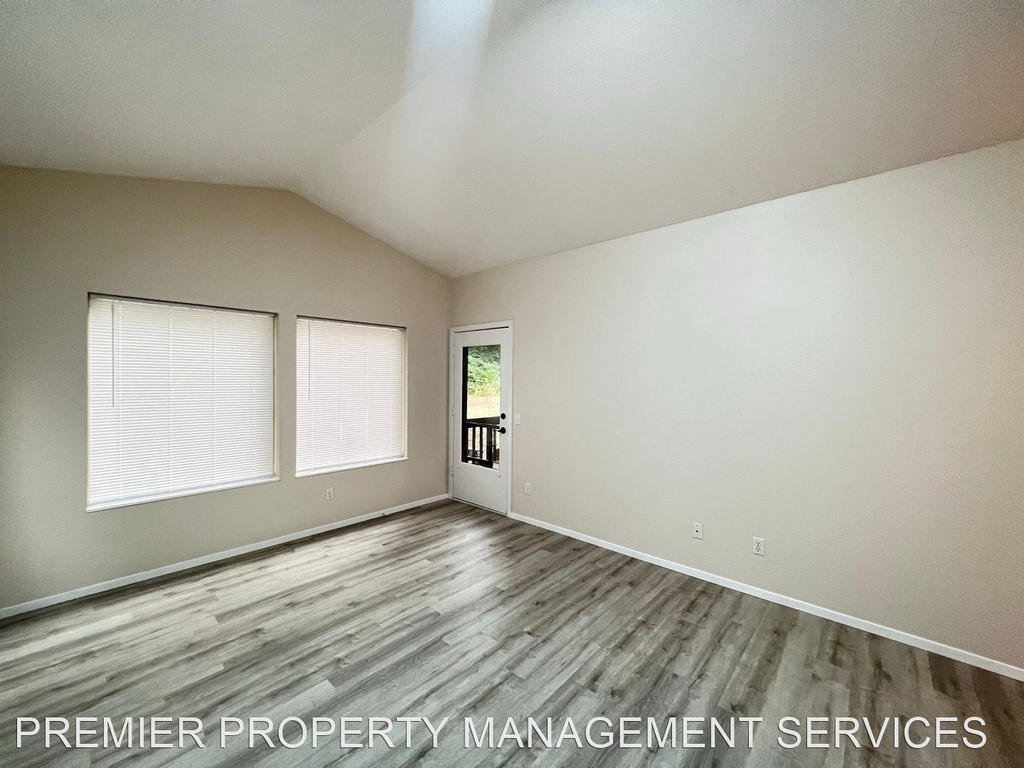 393 S 58th Street - Photo 7