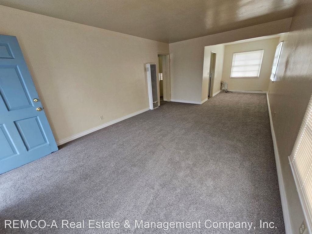 802 Raymond Ave. - Photo 1