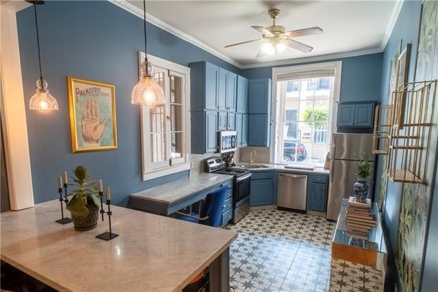 1225 Chartres Street - Photo 3