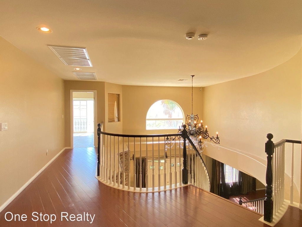 7633 Calm Passage Ct - Photo 19