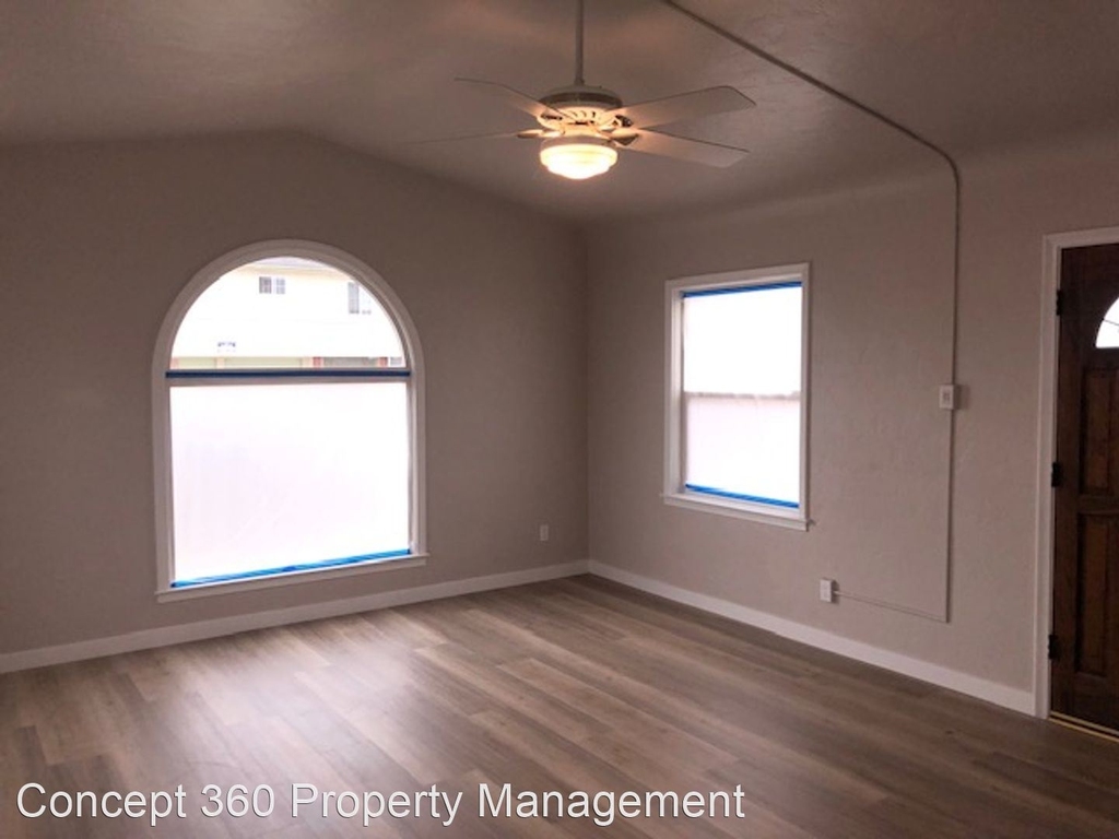 1061 E Market St - Photo 8