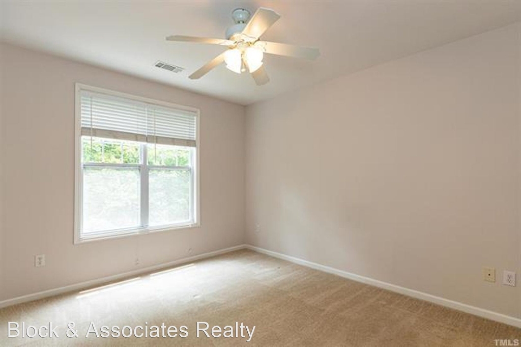 8011 Allyns Landing Way Unit 201 - Photo 14