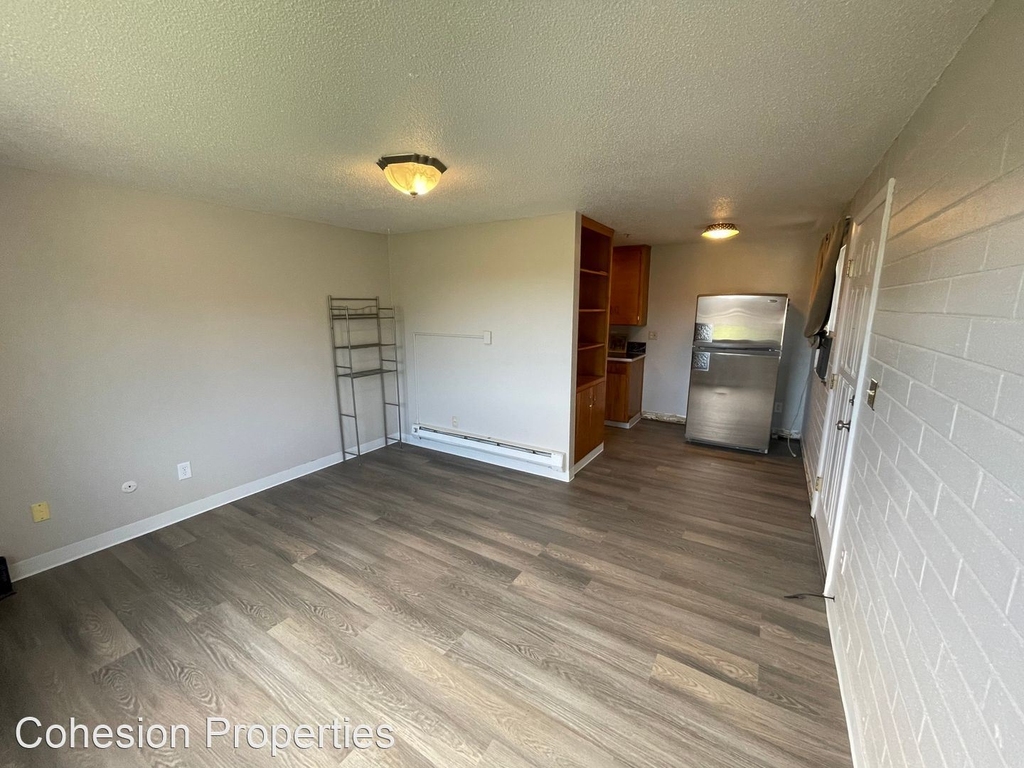 1818 E Linden Street - Photo 3