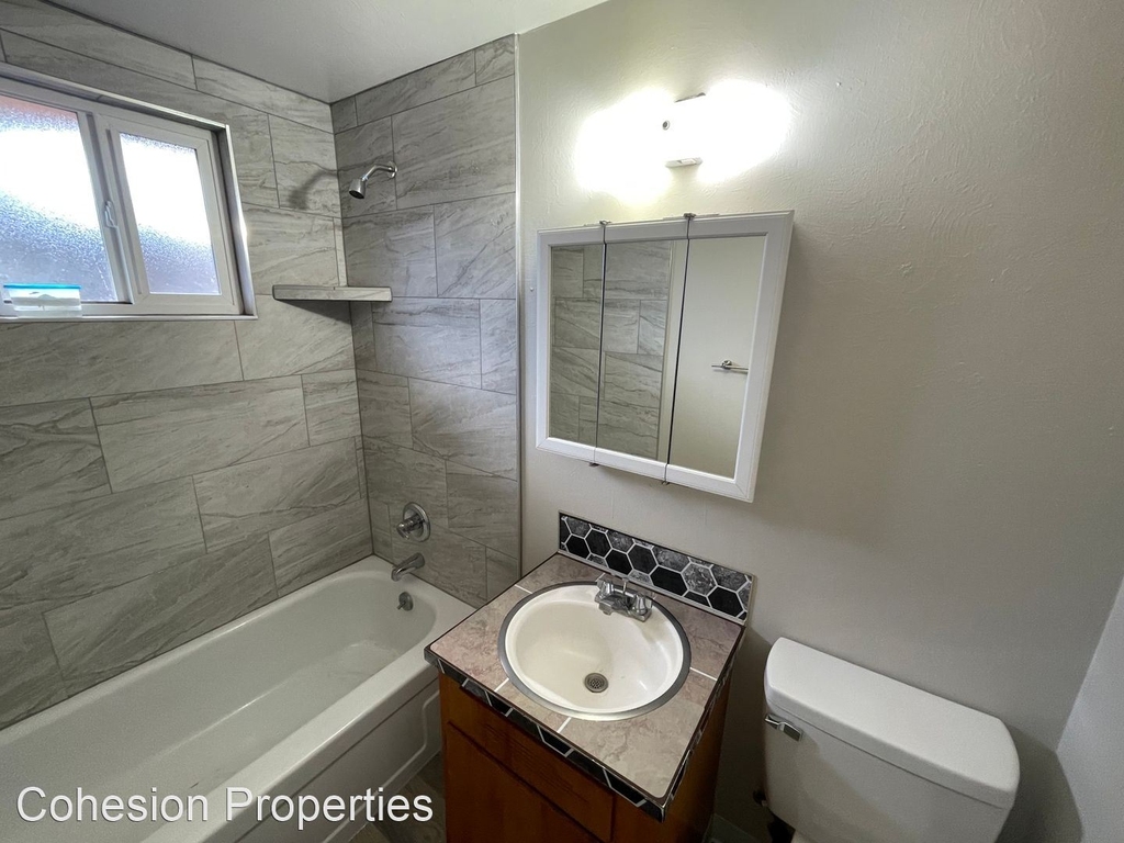 1818 E Linden Street - Photo 7