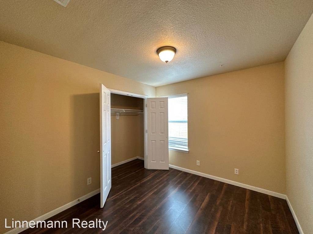 4304 Elms Run Circle - Photo 14