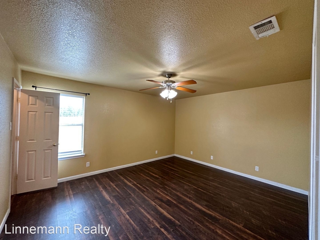 4304 Elms Run Circle - Photo 26