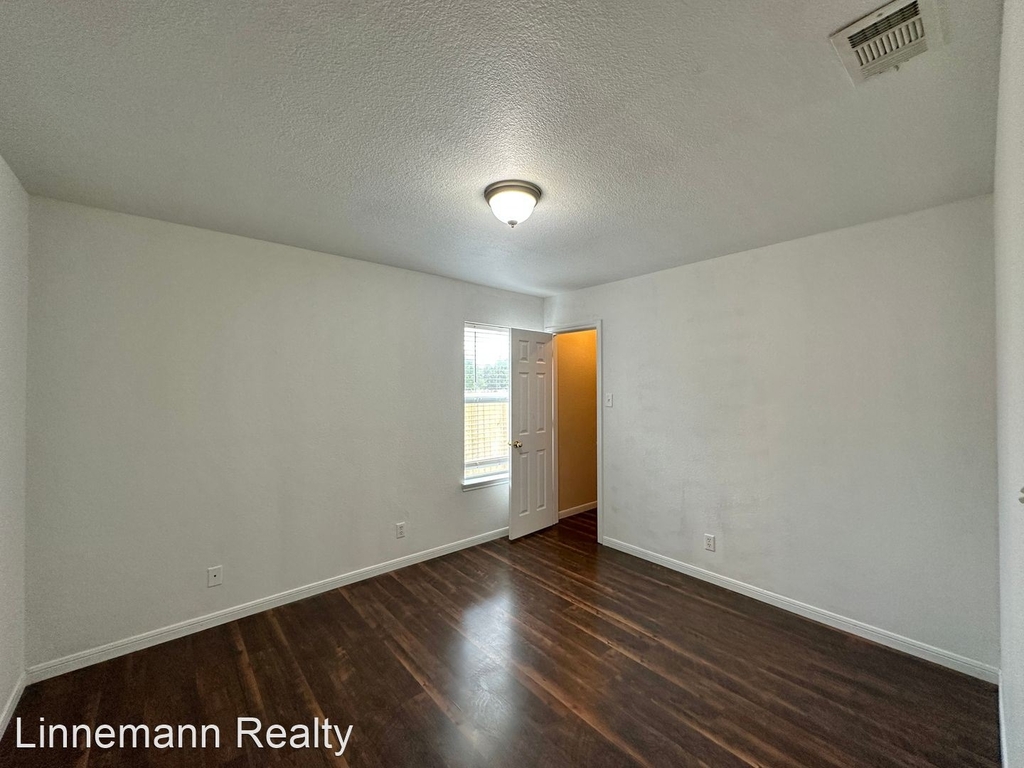 4304 Elms Run Circle - Photo 19