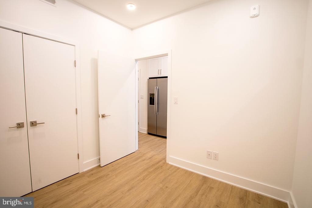 1324 Frankford Ave - Photo 12