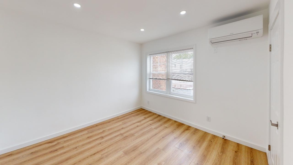 85-13 68th Avenue - Photo 12