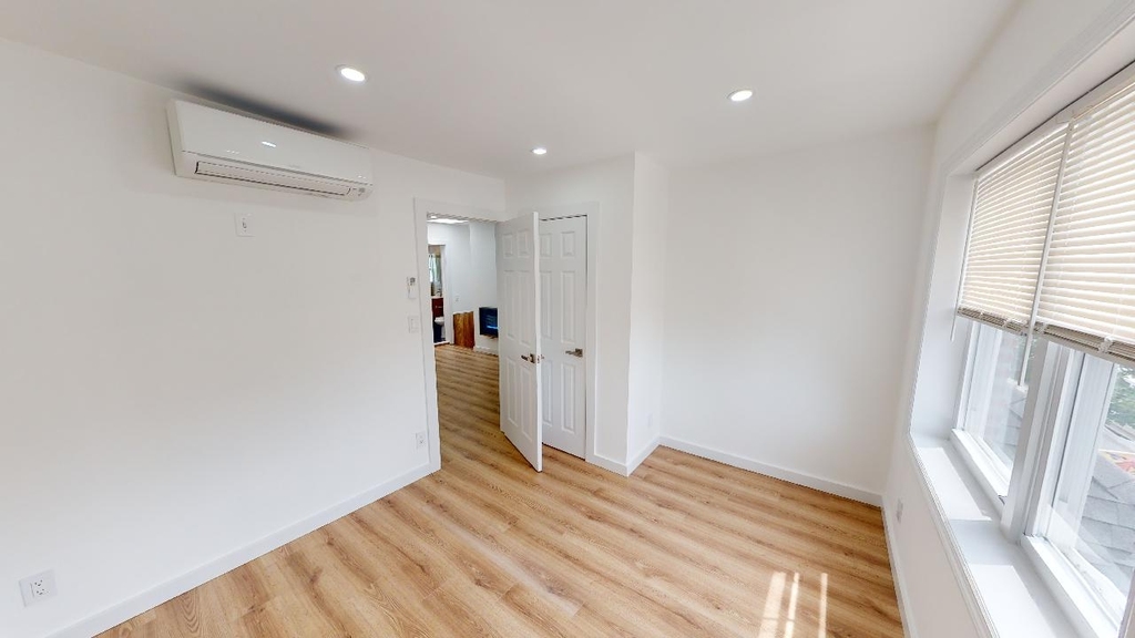 85-13 68th Avenue - Photo 14