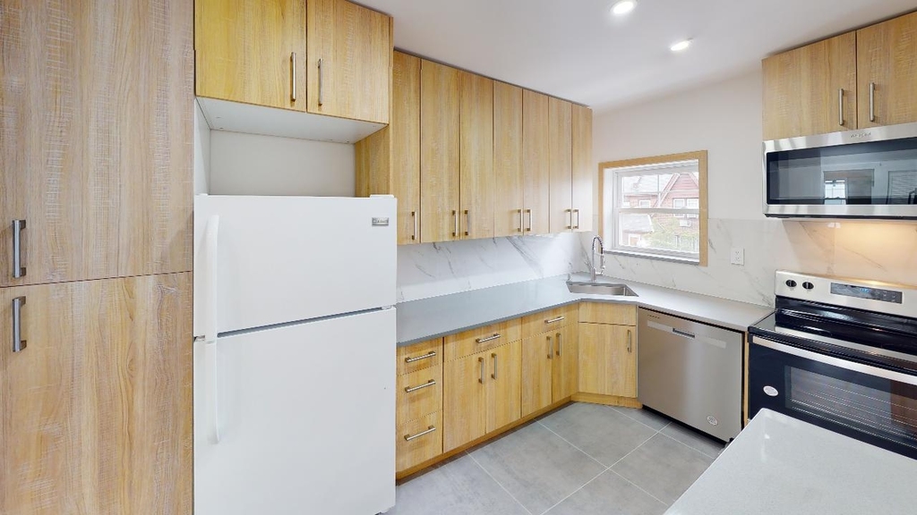 85-13 68th Avenue - Photo 7