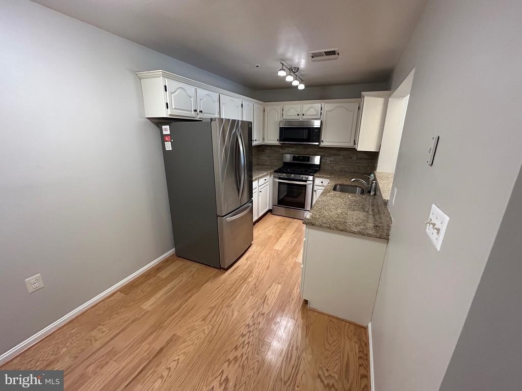 11704 Scooter Ln - Photo 1
