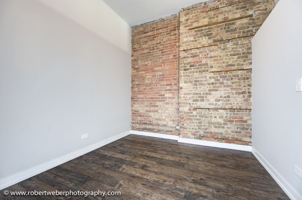 357 W Chicago Avenue - Photo 6