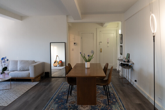 8 Peter Cooper Road - Photo 3