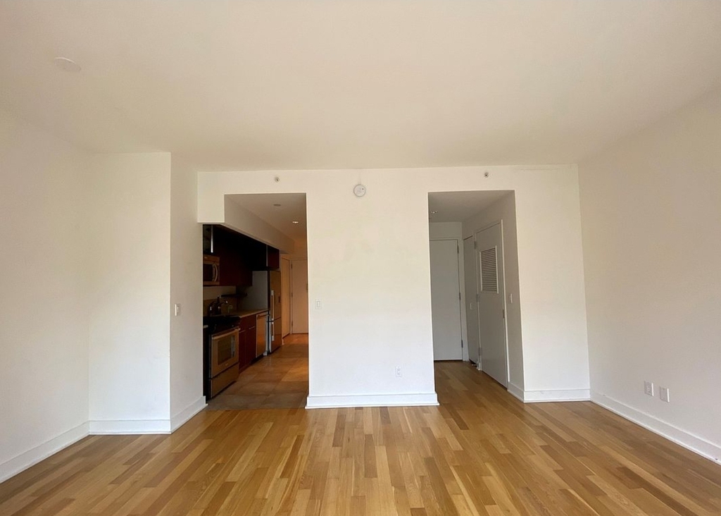 885 6th Avenue - Photo 2