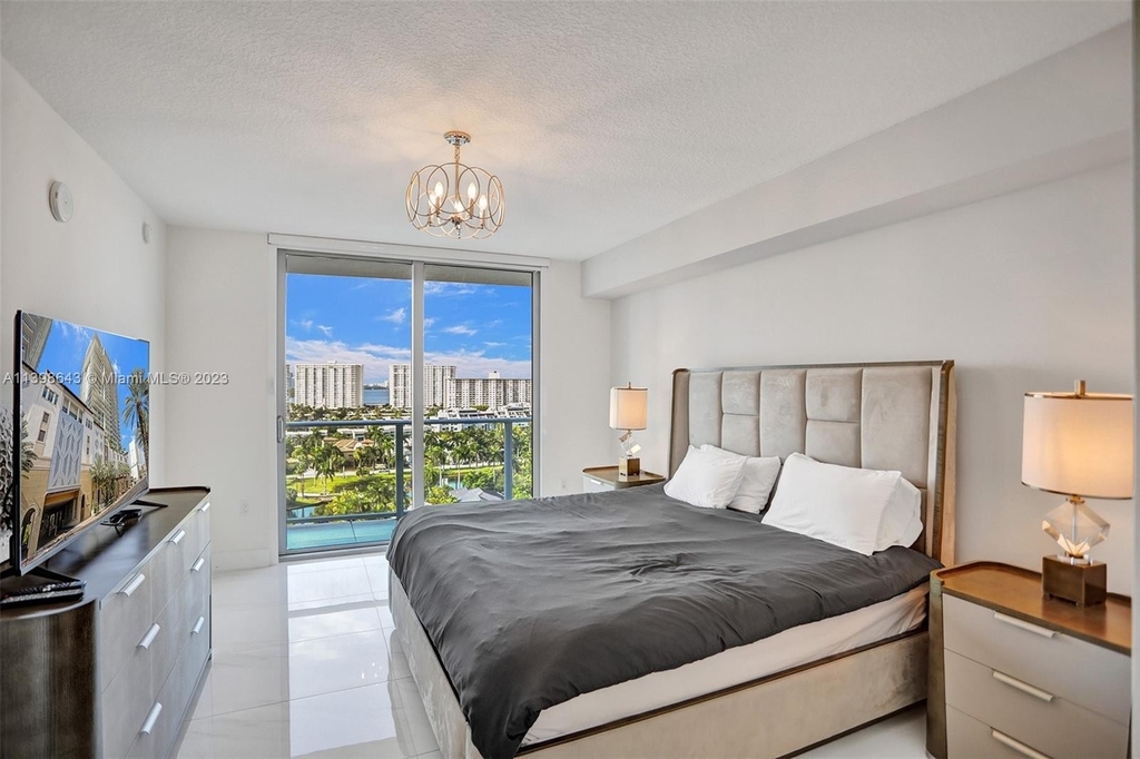 330 Sunny Isles Blvd - Photo 11