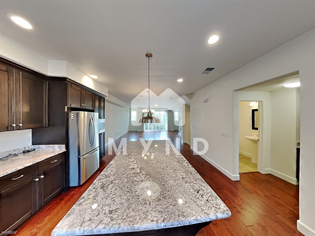 15715 Ibiza Ln - Photo 2