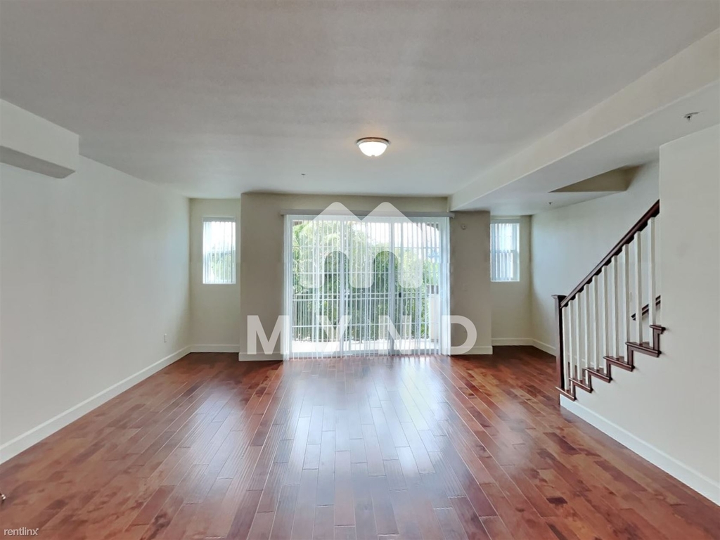 15715 Ibiza Ln - Photo 1