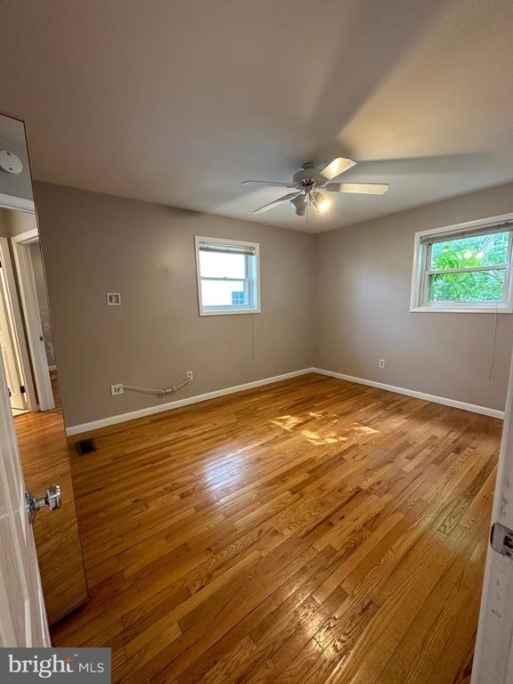 10107 Dickens Ave - Photo 13