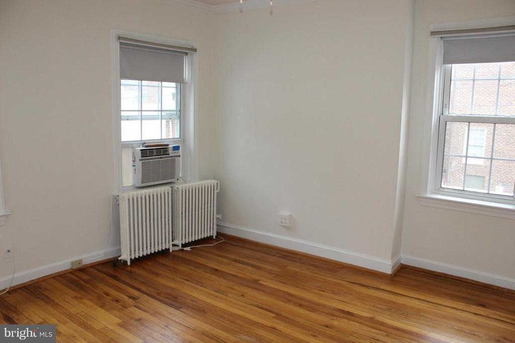 1305 King St - Photo 8