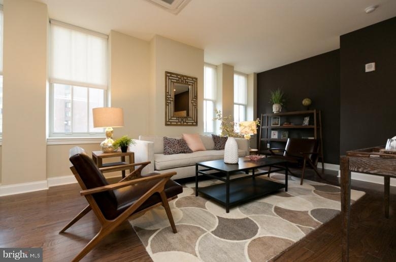 301 N Charles St - Photo 0